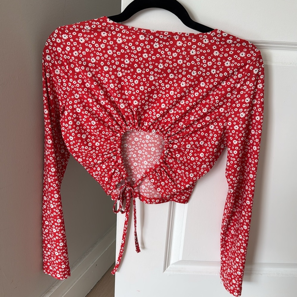 Cute cutout back top with drawstring